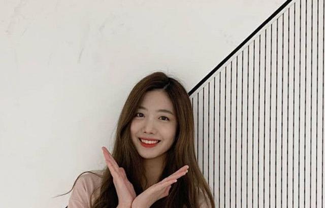Cherry Bullet 유주