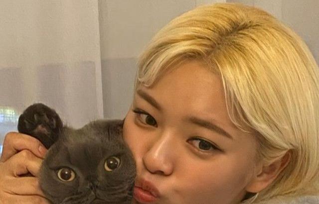 JEONGYEON