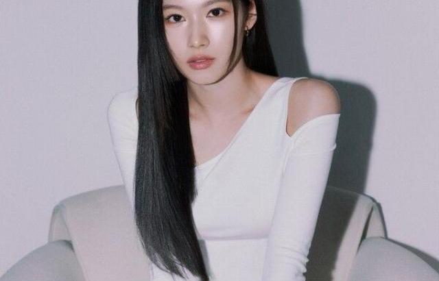 트와이스 사나