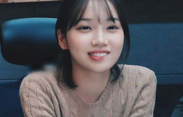LE SSERAFIM CHAEWON