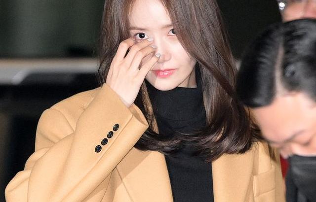 윤아
