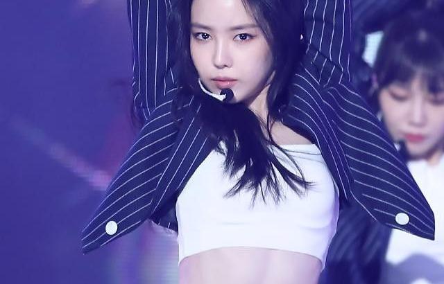 손나은