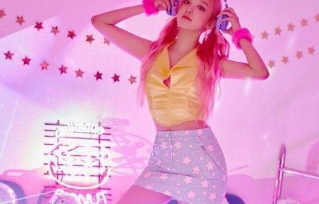 여자아이들 우기