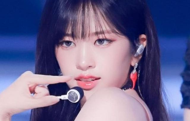 안유진