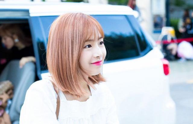 에이프릴 채원 상큼한 출근길