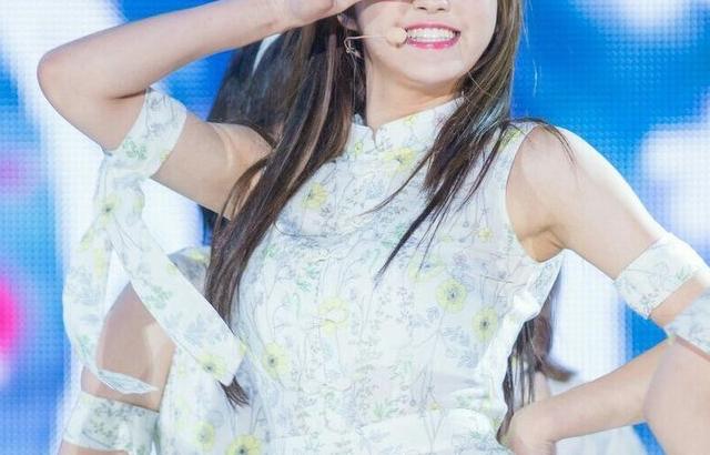 OH MY GIRL 유시아