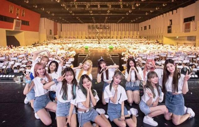 아이즈원 태국콘 단체 사진