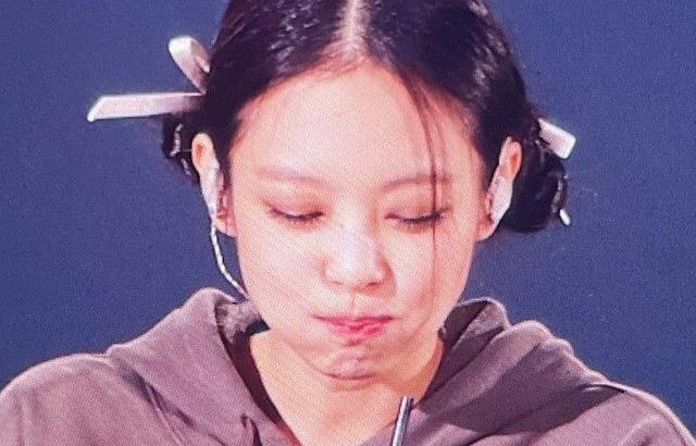 BLACKPINK JENNIE