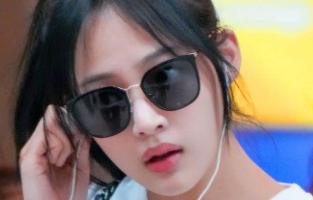 민지