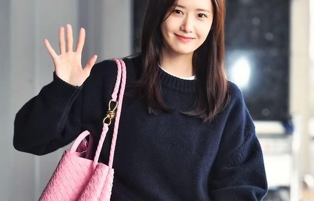 윤아