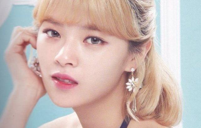 TWICE JEONGYEON