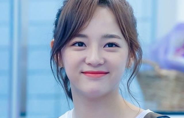김세정