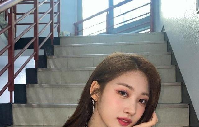 EVERGLOW 김시현