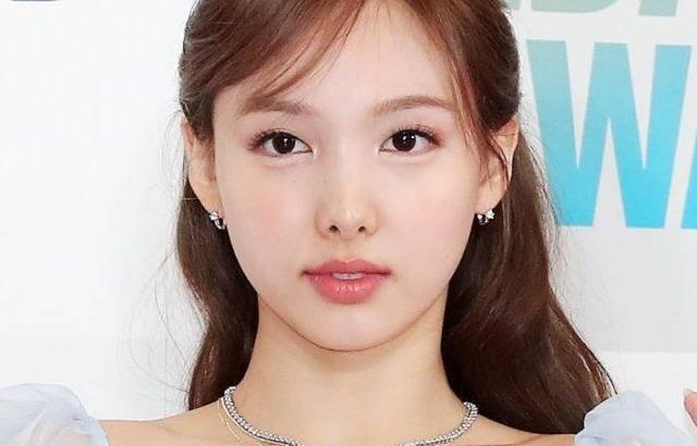 트와이스 나연