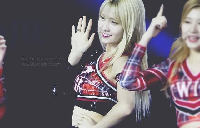 TWICE 모모