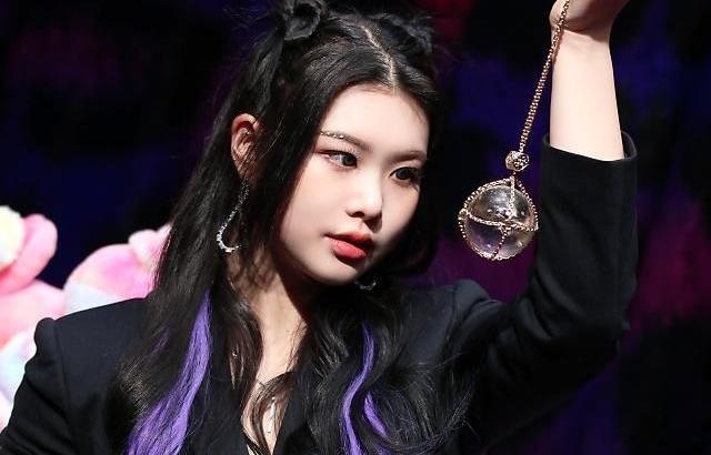 PURPLE K!SS SWAN