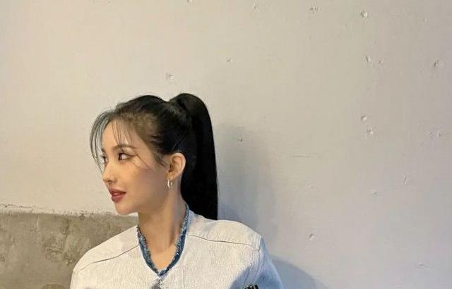 (G)I-DLE SOYEON