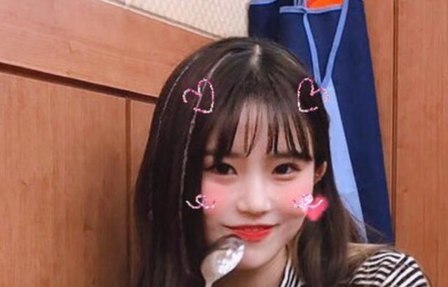 야식 먹는 송하영