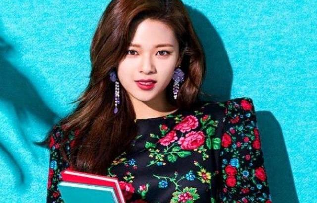 TWICE JEONGYEON