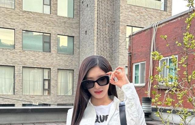 IVE LeeSeo