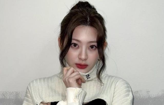 스테이씨 윤세은