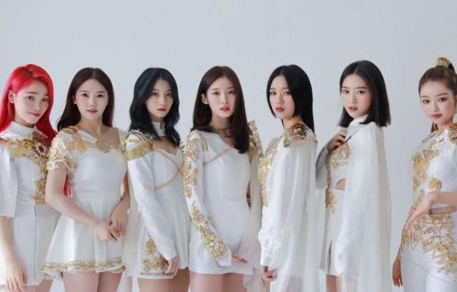 오마이걸 시즌 그리팅 비하인드 컷 (화이트)