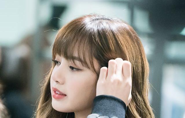 BLACKPINK LISA