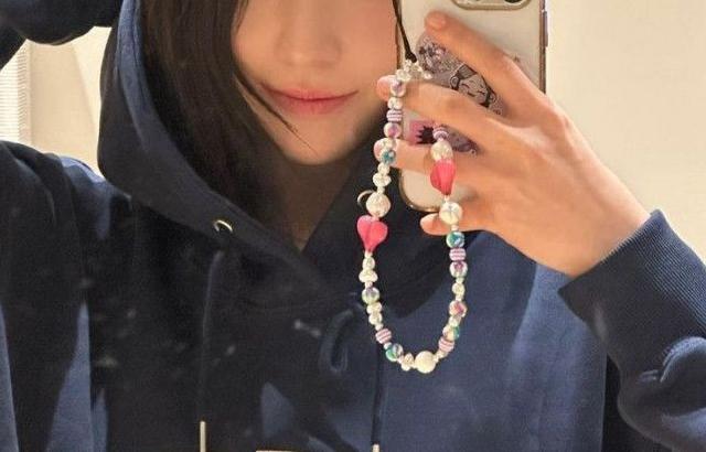 LE SSERAFIM SAKURA