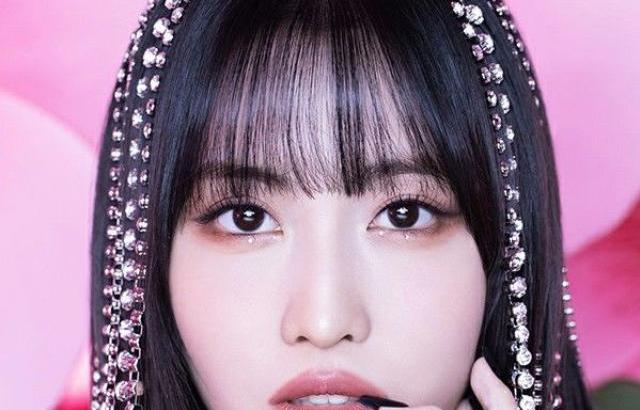 TWICE 모모
