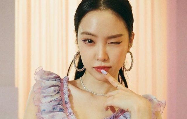 Son Na Eun
