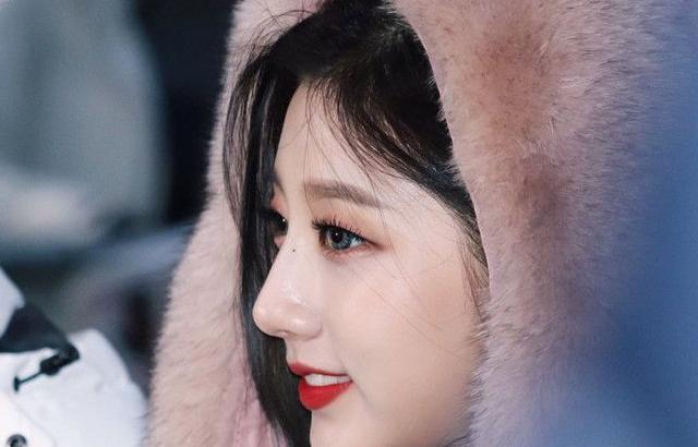 러블리즈 고란고란 정예인