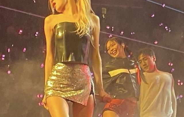 BLACKPINK ROSE