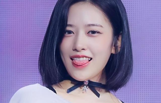 아이브 안유진