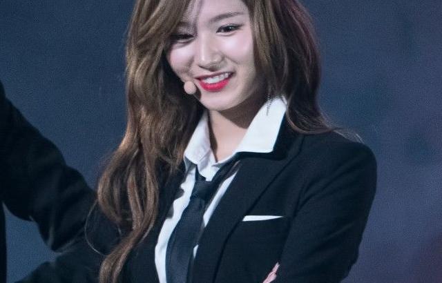 트와이스 사나