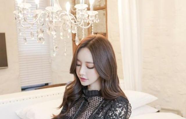 피팅모델 손윤주