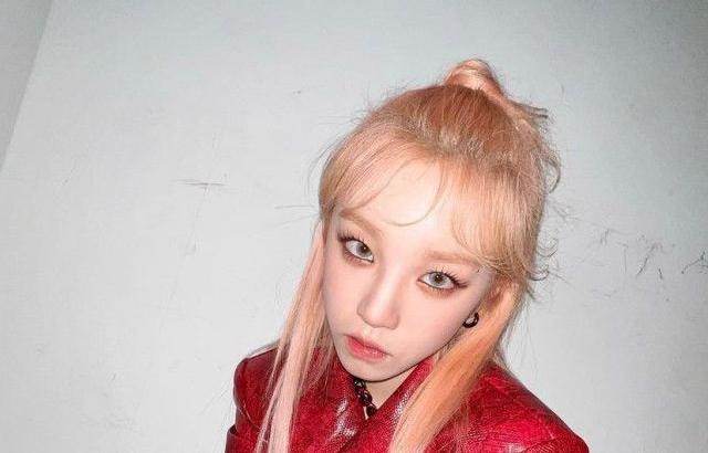 여자아이들 우기