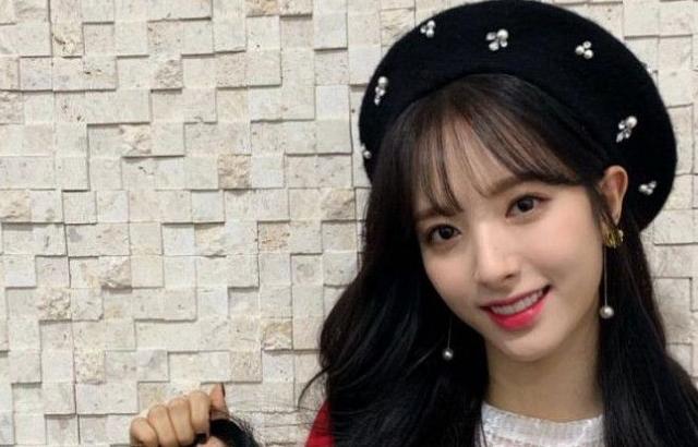 우주소녀 보나 셀카