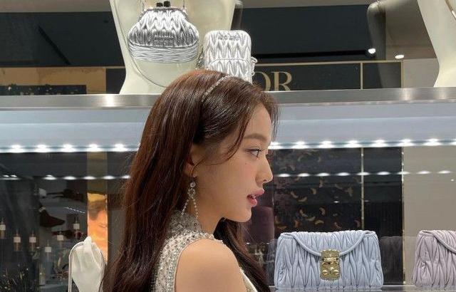 IVE 원영