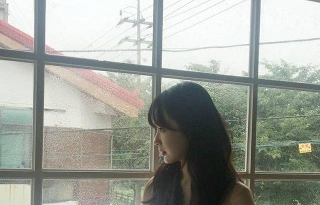 강민경 이해리