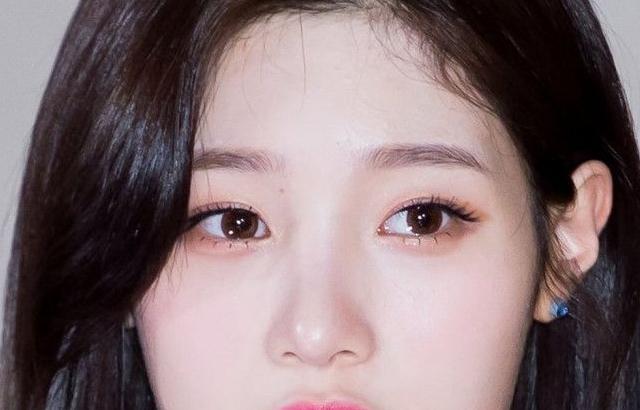 정채연