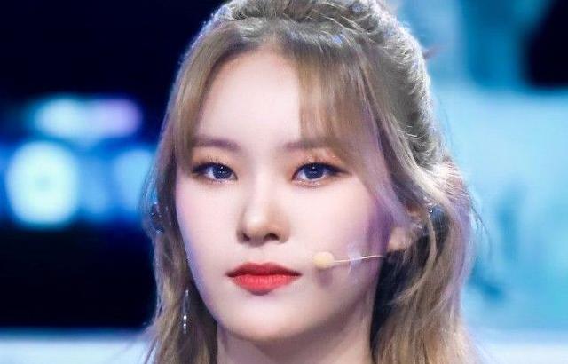 WEEEKLY Ji Min