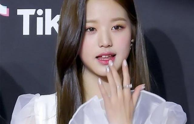 IVE WONYOUNG
