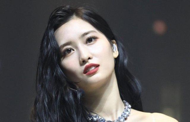 TWICE 모모