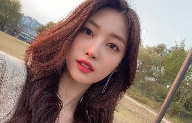 에버글로우 김시현
