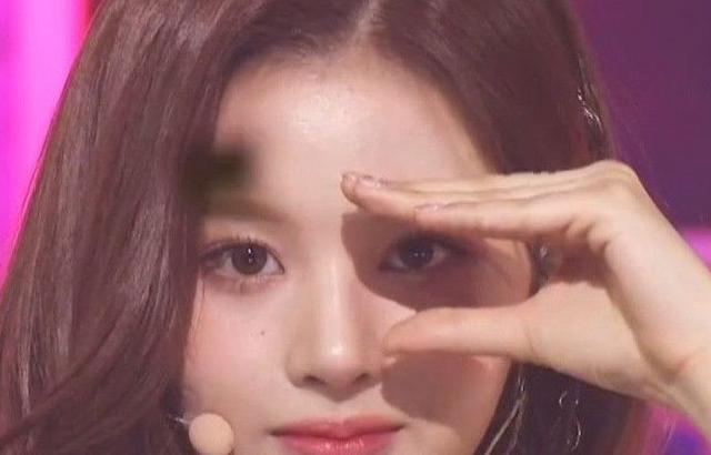 NMIXX sullyoon
