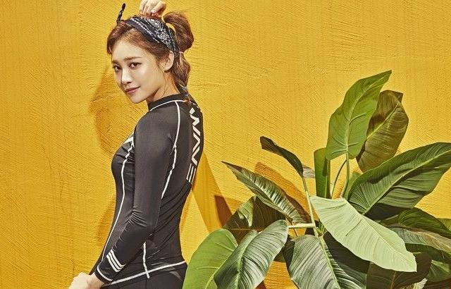 래쉬가드 화보 유라