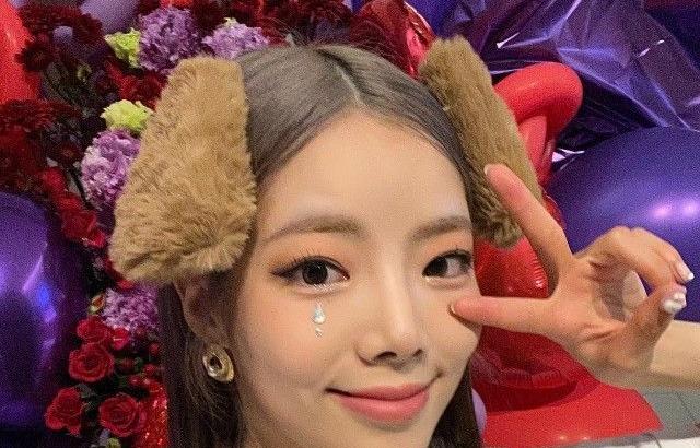 PURPLE KISS  NA GOEUN