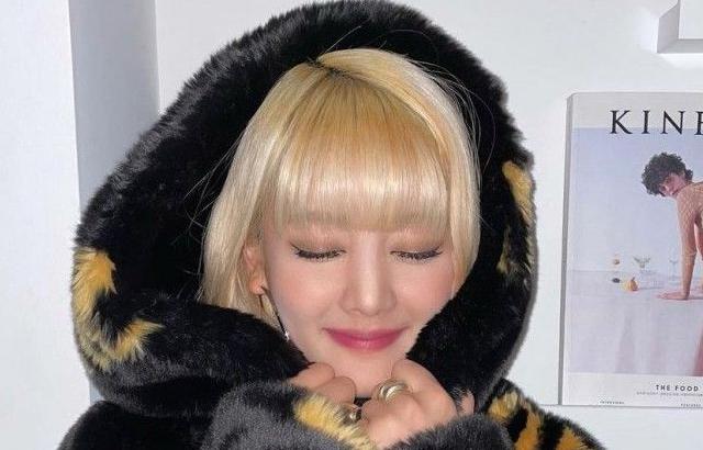 (G)I-DLE minnie
