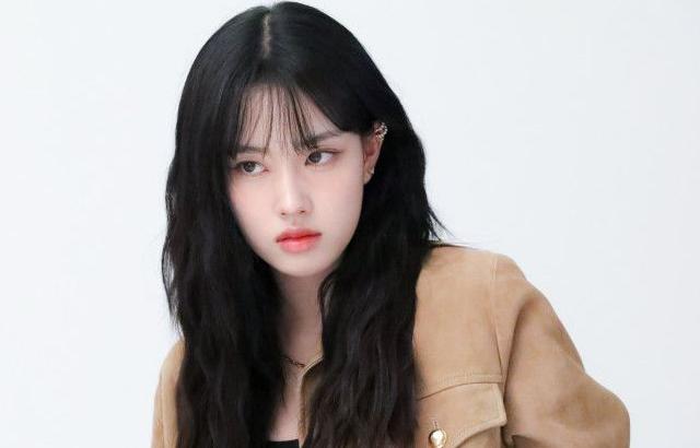 스테이씨 윤