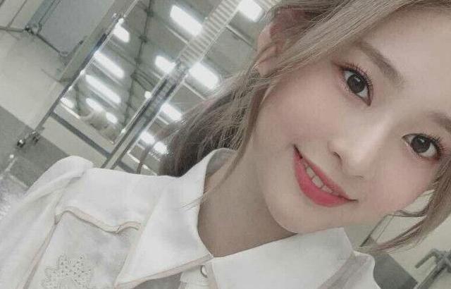 김민주